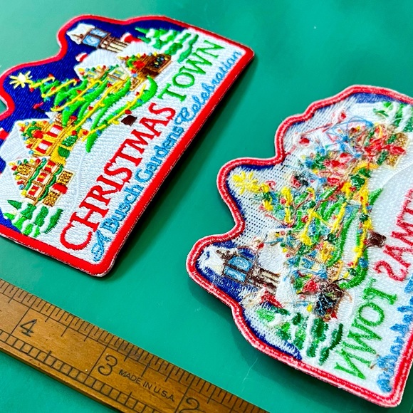🦋 5/$25 BUNDLE • Busch Gardens Christmastown Celebration Patches, Set of 2 - Picture 3 of 4